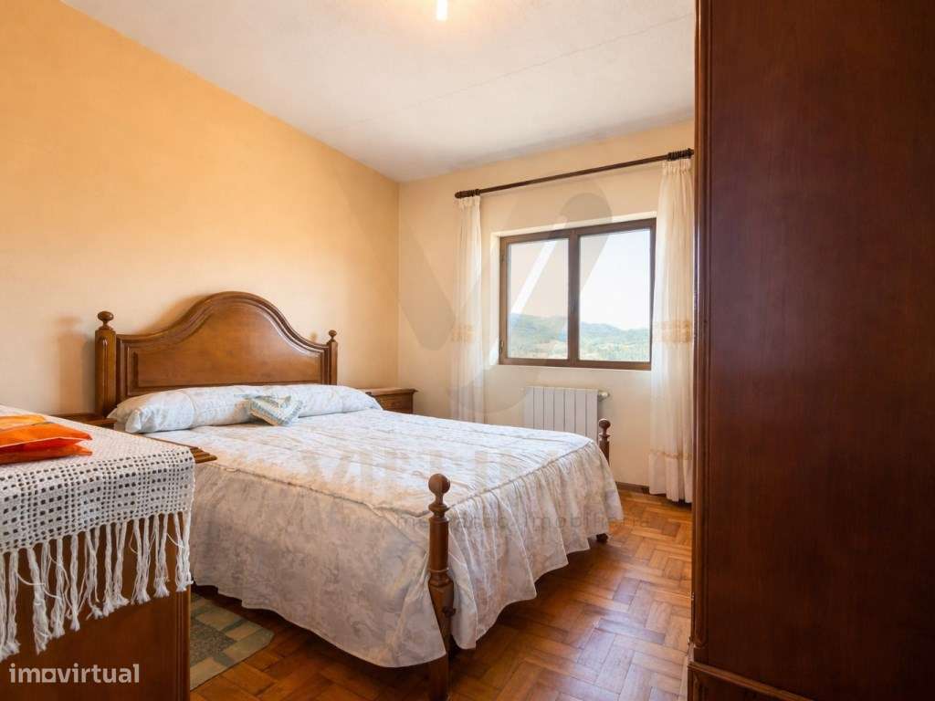 Moradia T3 e Terreno 500 m² | Sá - Arcos de Valdevez-17