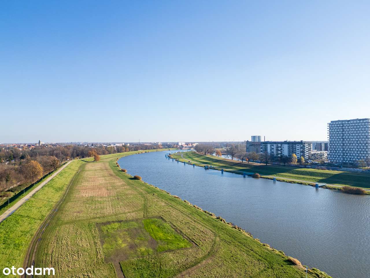 KARŁOWICE- 4 pok. z balkonem, klimatyzacja, garaż-17