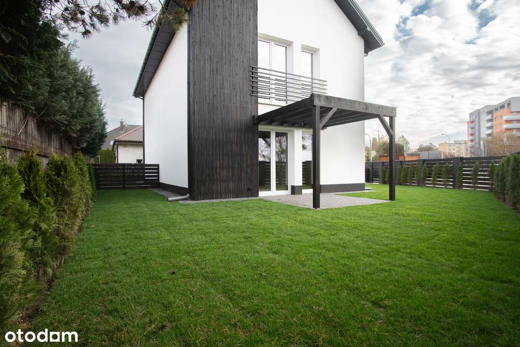 Dwa domy w zabudowie bliźniaczej** Pełne media** - Pełny obrazek: 1/20