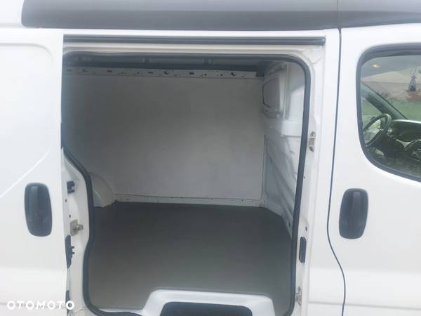 Renault TRAFIC - 9