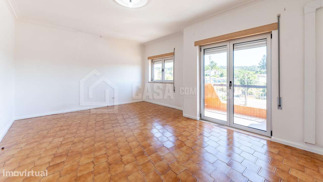 Apartamento T3 no Campo-1