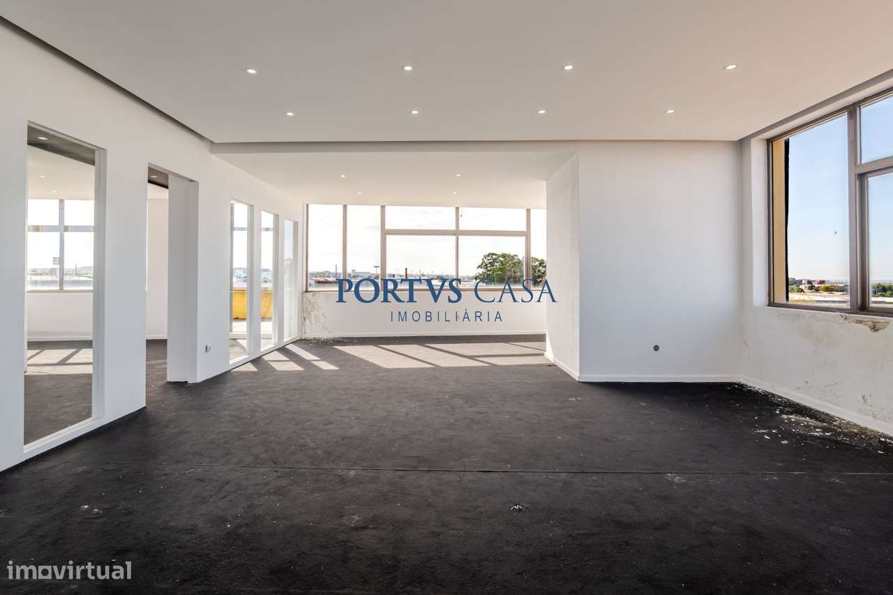 Escritório 309 m² com 456 m² de terraços e 206 m² de parqueamento-14