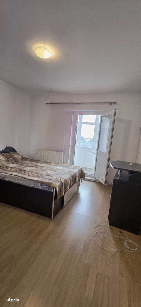 Micro 12 Targoviste, etaj 4/4 , VANZARE apartament 3 camere-12