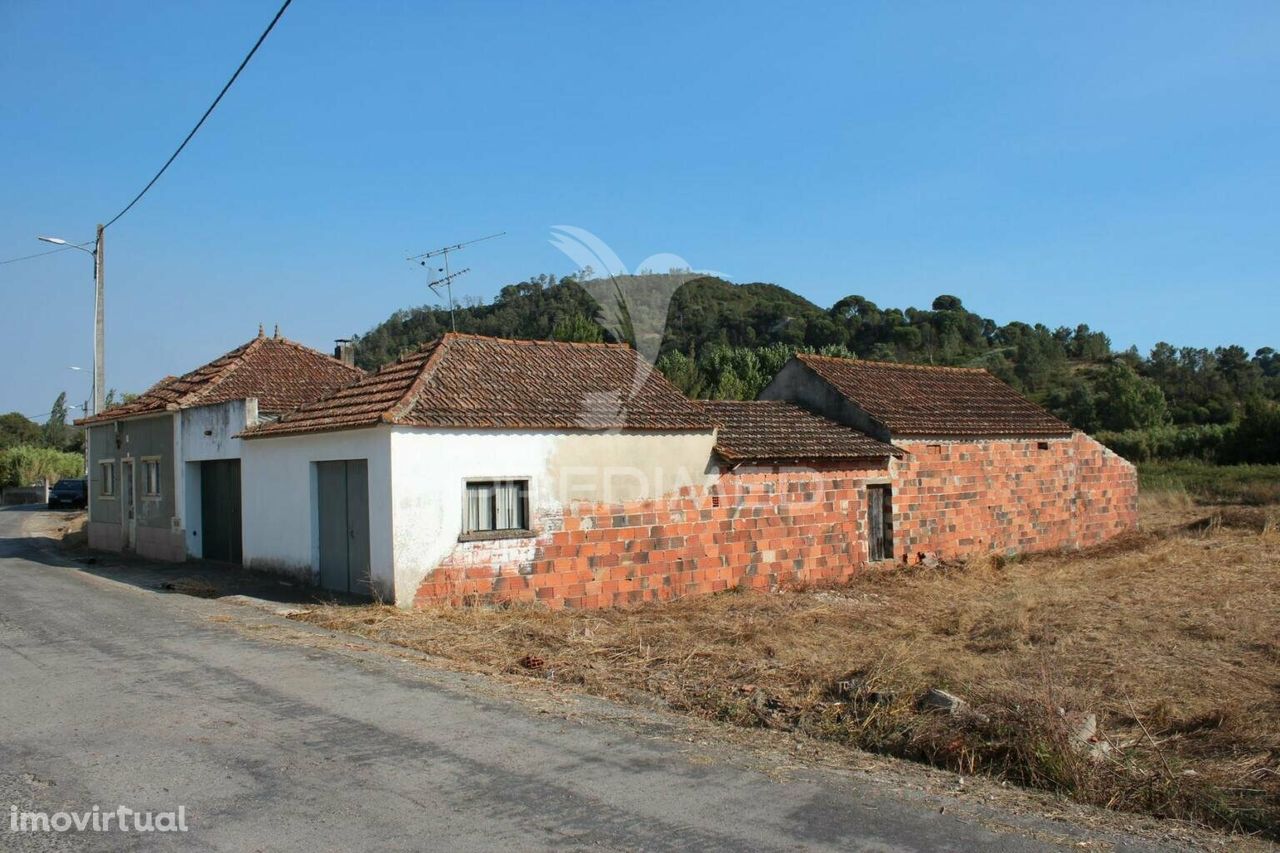 Casa de campo na aldeia de Arruda dos Pisões a 58 minutos de Lisboa