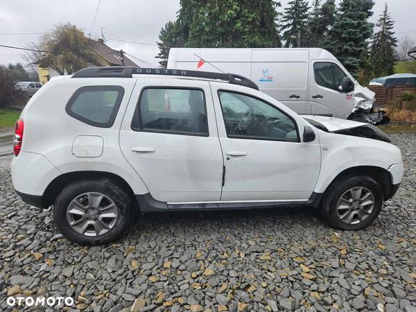 Dacia Duster 1.2 TCe Celebration S&S EU6 - 10