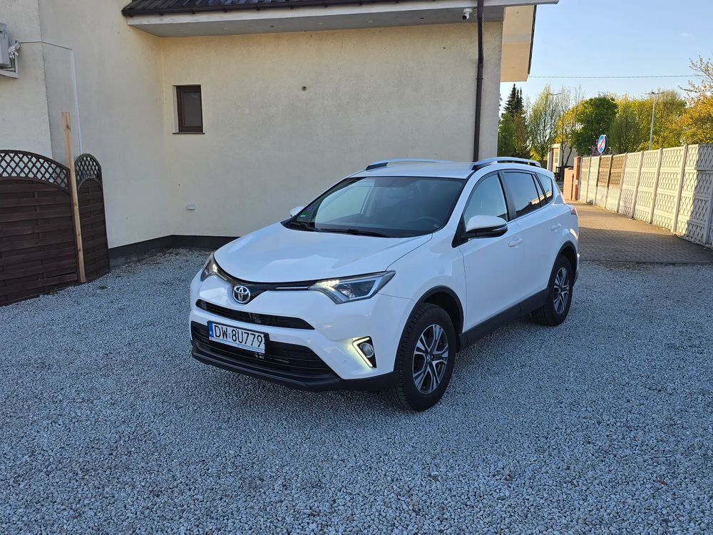 Toyota Rav4 IV 2.0 Premium 4x4 2017