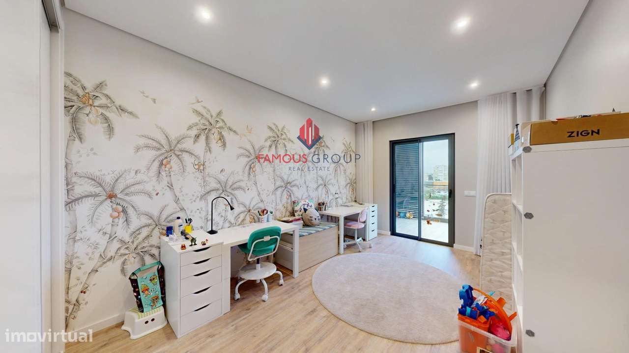 Penthouse T5 exclusiva com acabamentos de luxo - Portimão-19