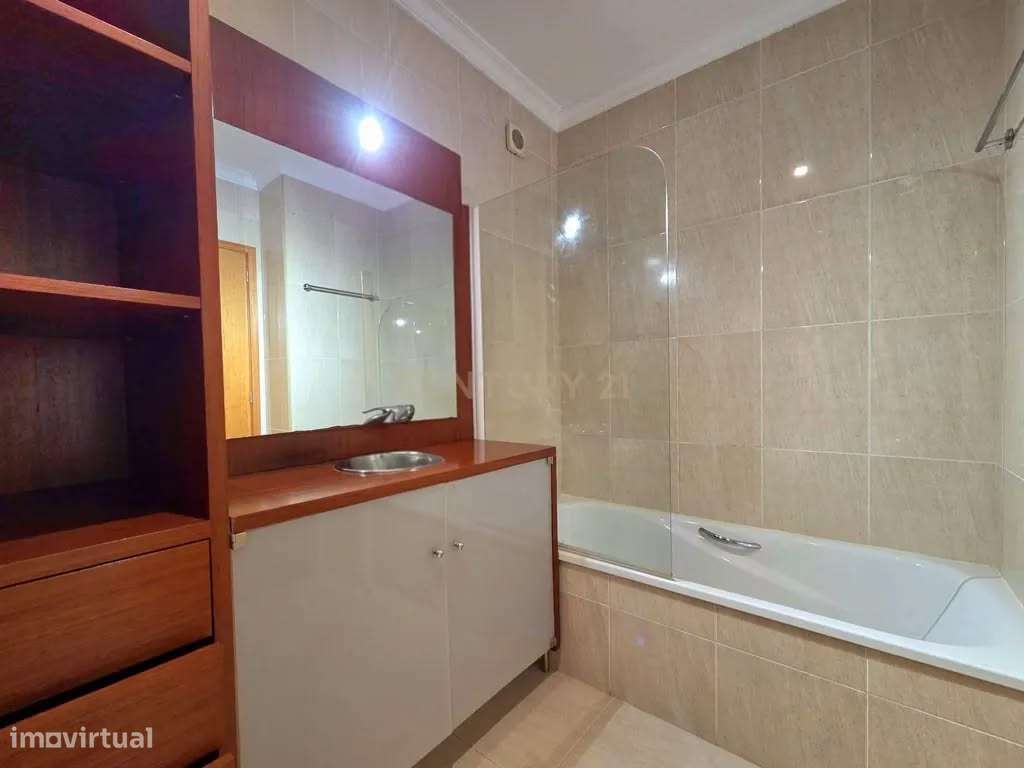 Apartamento T2 em Vila do Conde - Oportunidade Única-16