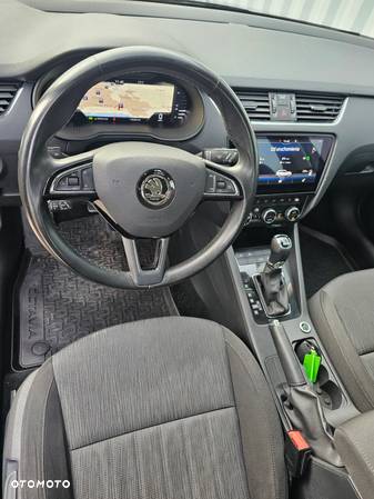 Skoda Octavia 2.0 TDI 4x4 Style DSG - 22