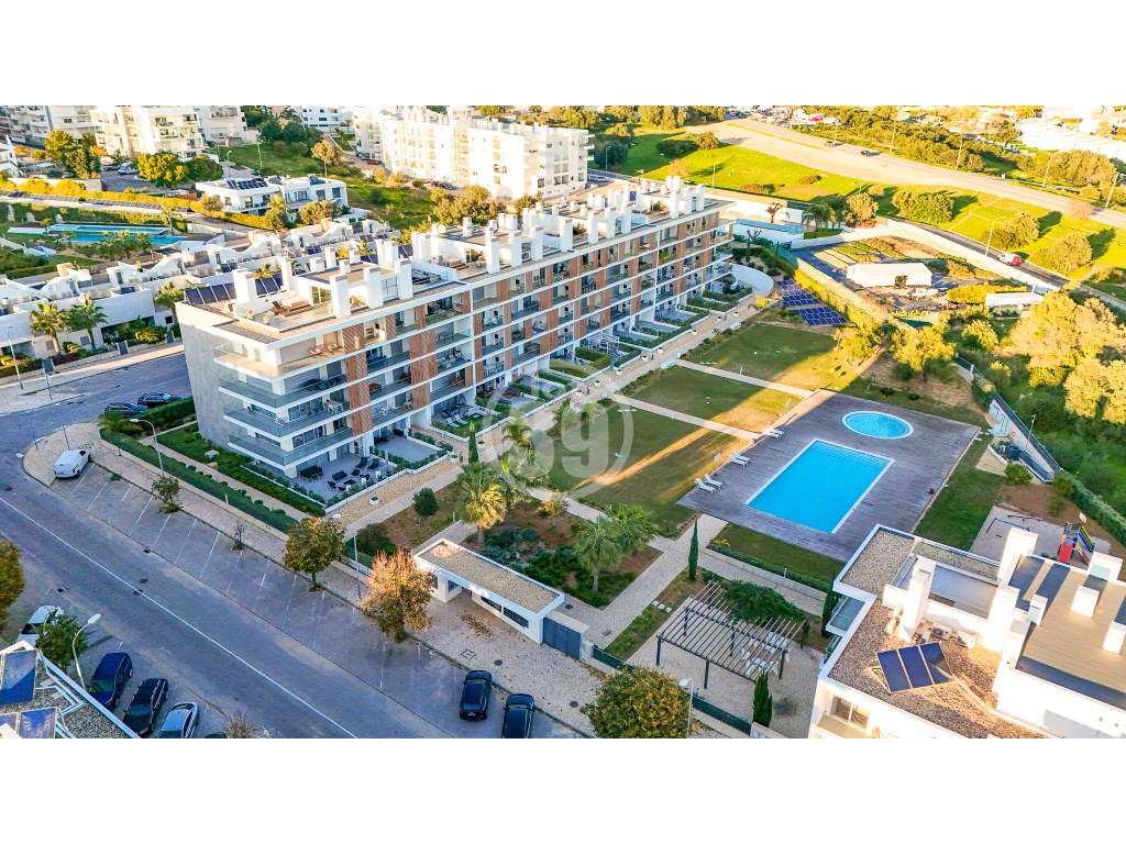 Fantástico apartamento com 3 quartos e inserido num bonito condomín...-43