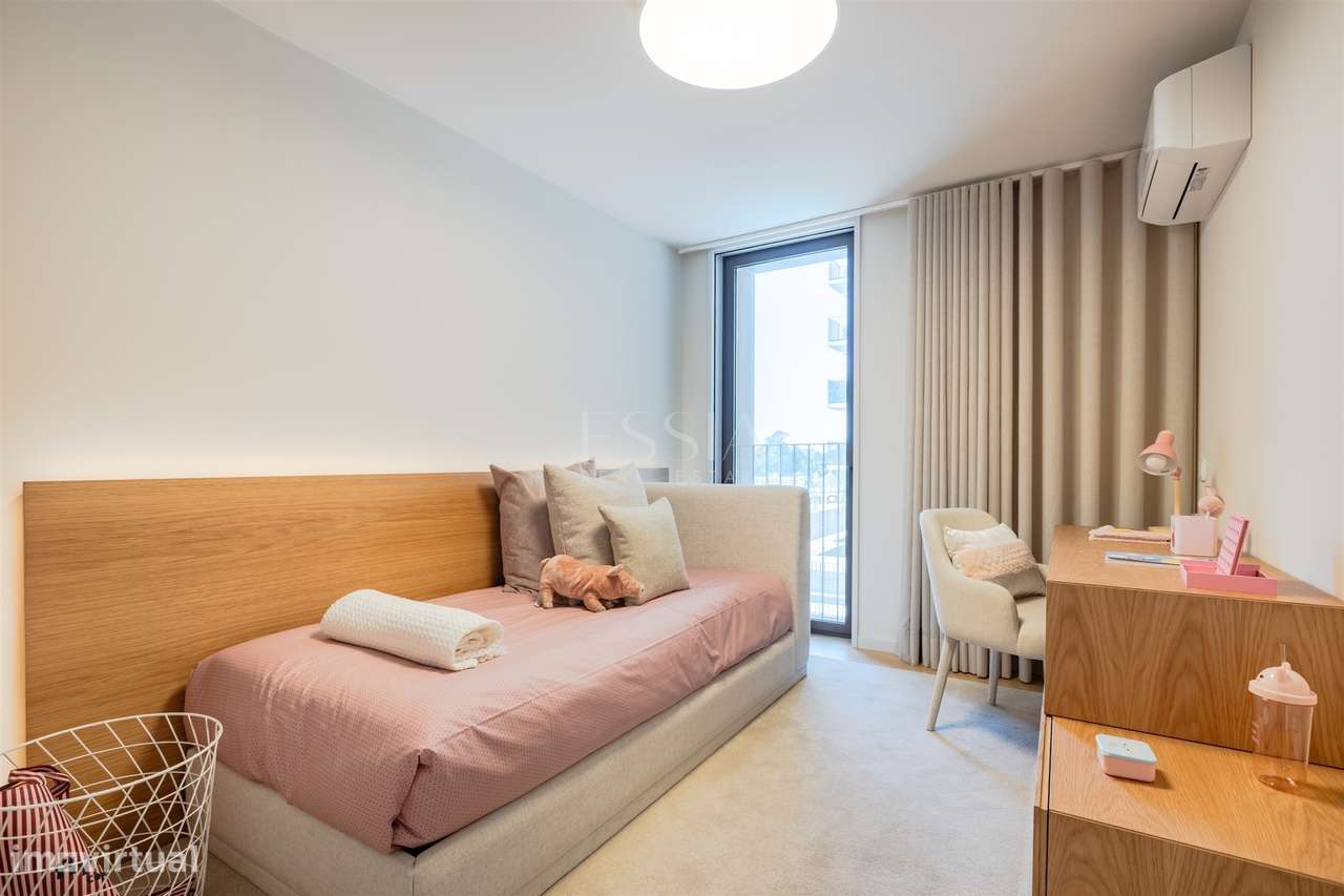 T3 Varanda 14m2 Vistas Rio e Mar Jardins Arrábida | T3 Gaia The Yard-20