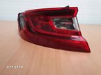 LAMPA TYŁ W BŁOTNIK PRAWA LEWA MEGANE IV HB - 10