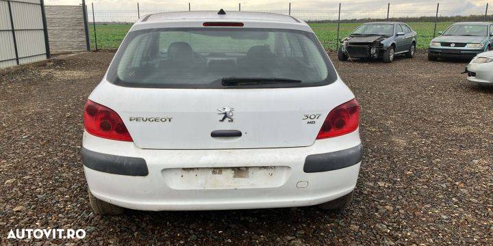 Dezmembrez Peugeot 307 1 [2001 - 2005] Hatchback 5-usi 1.4 HDi MT (68 hp) - 4