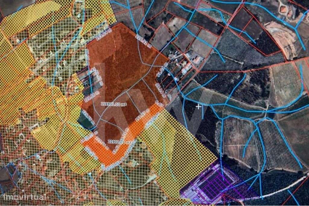 PROPRIEDADE COM 101.970 M2 EM A-DOS-CUNHADOS - Grande imagem: 3/3