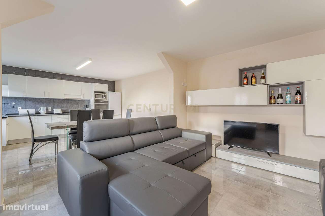 Moradia T2 Mobilada com Vista Mar na Serenidade da Ponta do Pargo - Grande imagem: 4/35