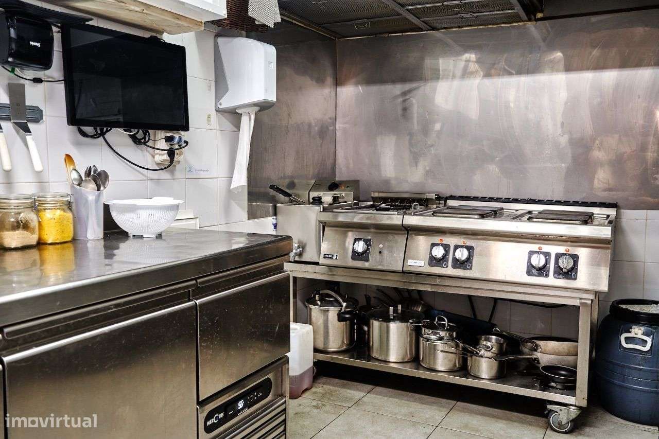 Trespasse Bar Restaurante em Campo de Ourique-18