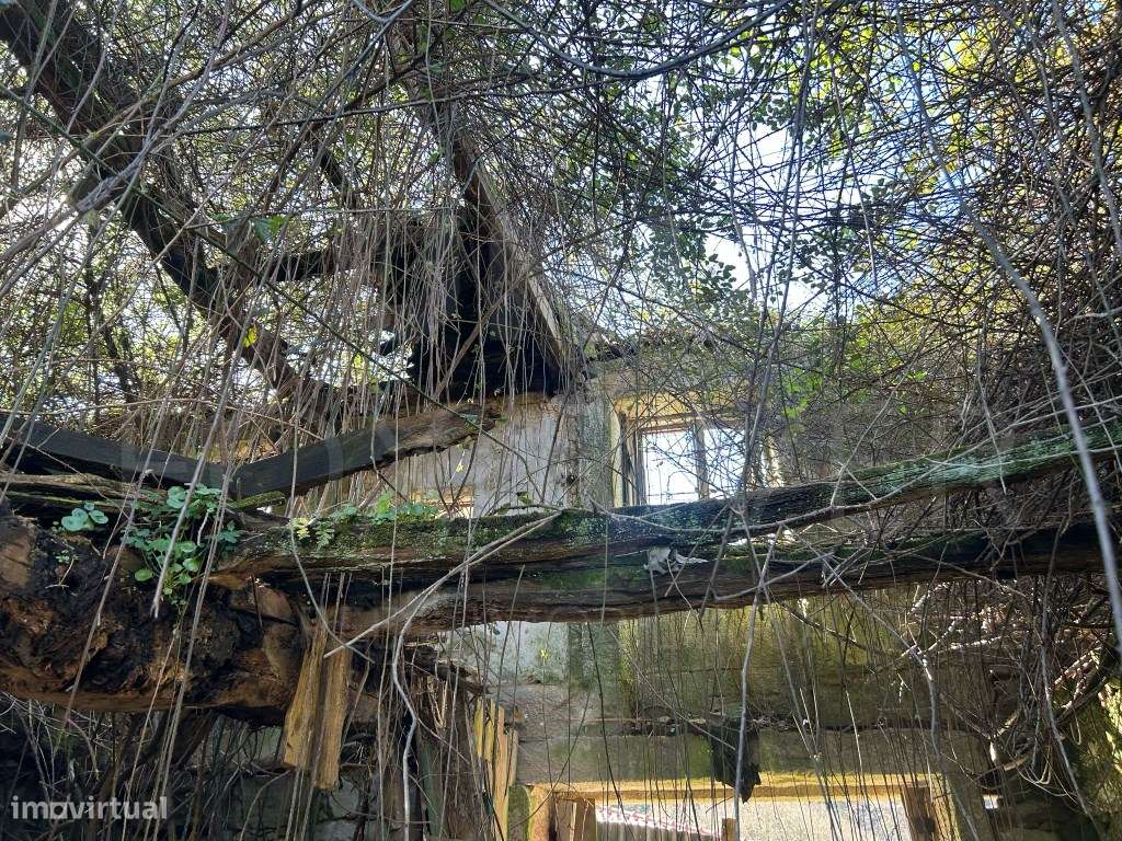 Moradia para recuperar em Candemil, Vila Nova de Cerveira - Grande imagem: 4/6