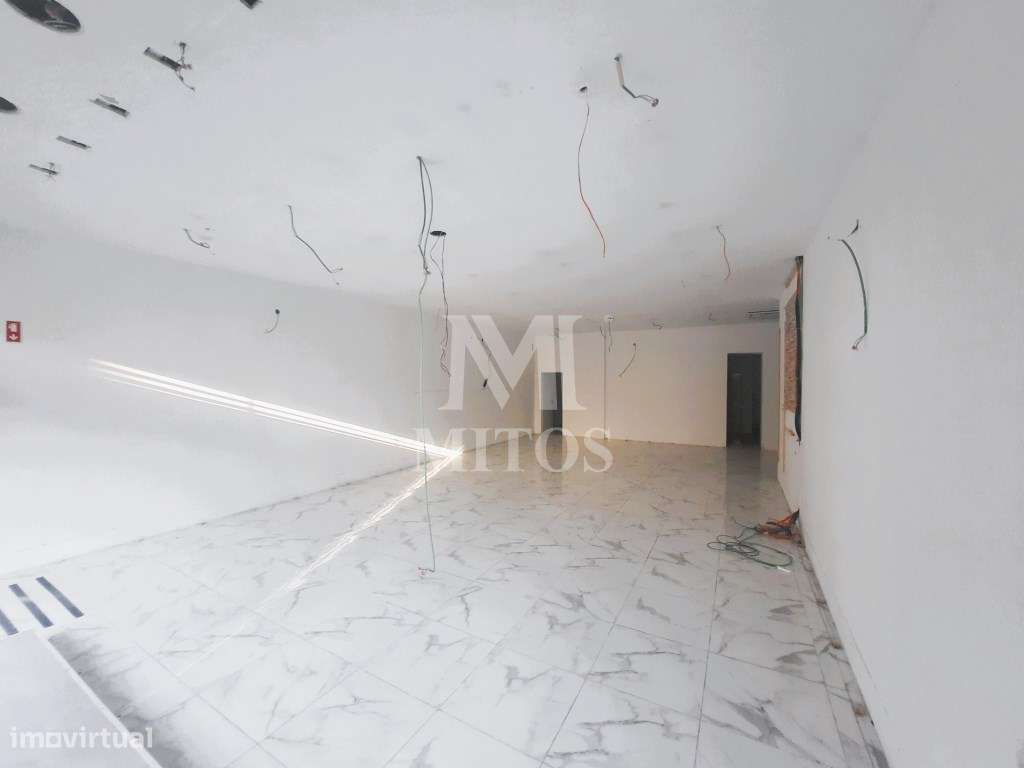 Loja para comércio ou serviços com excelente exposição - Grande imagem: 4/10