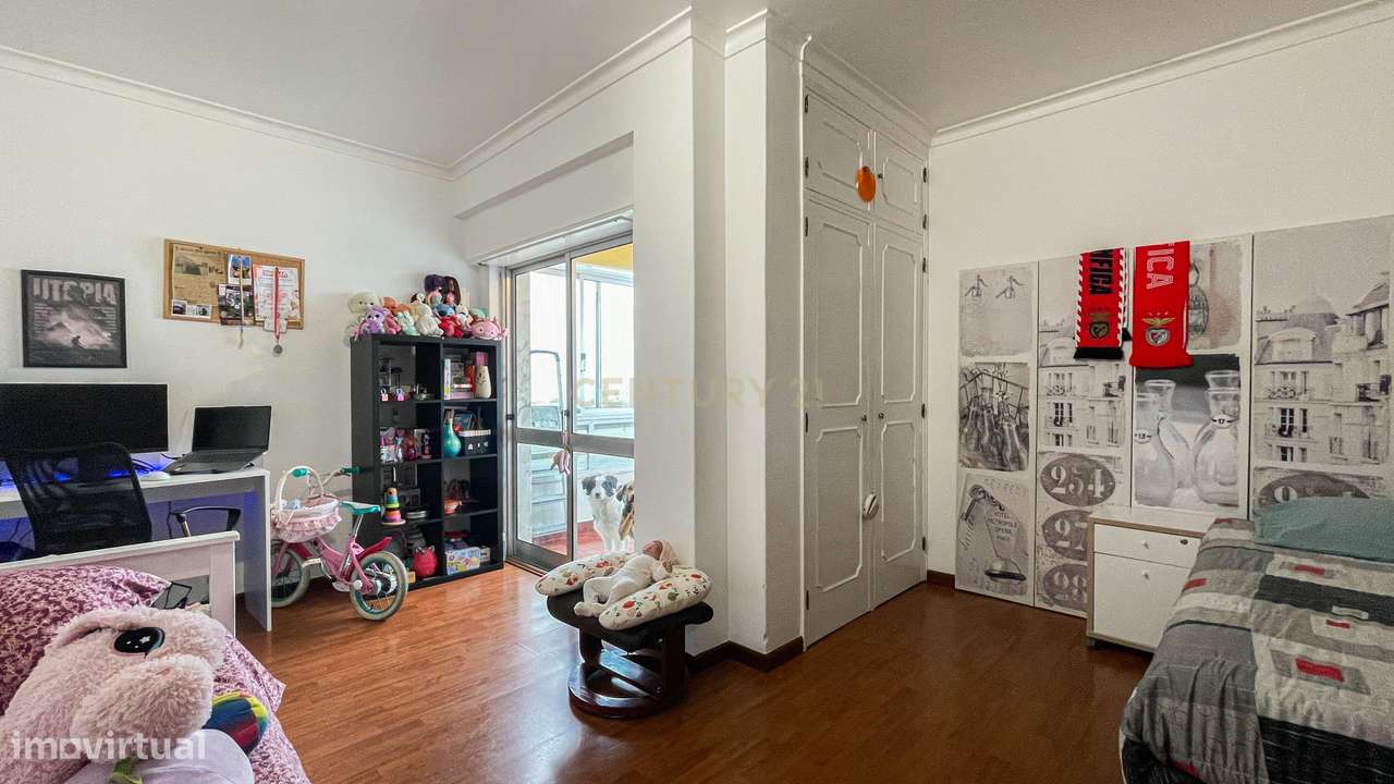 Apartamento T2 Remodelado - Agualva-20