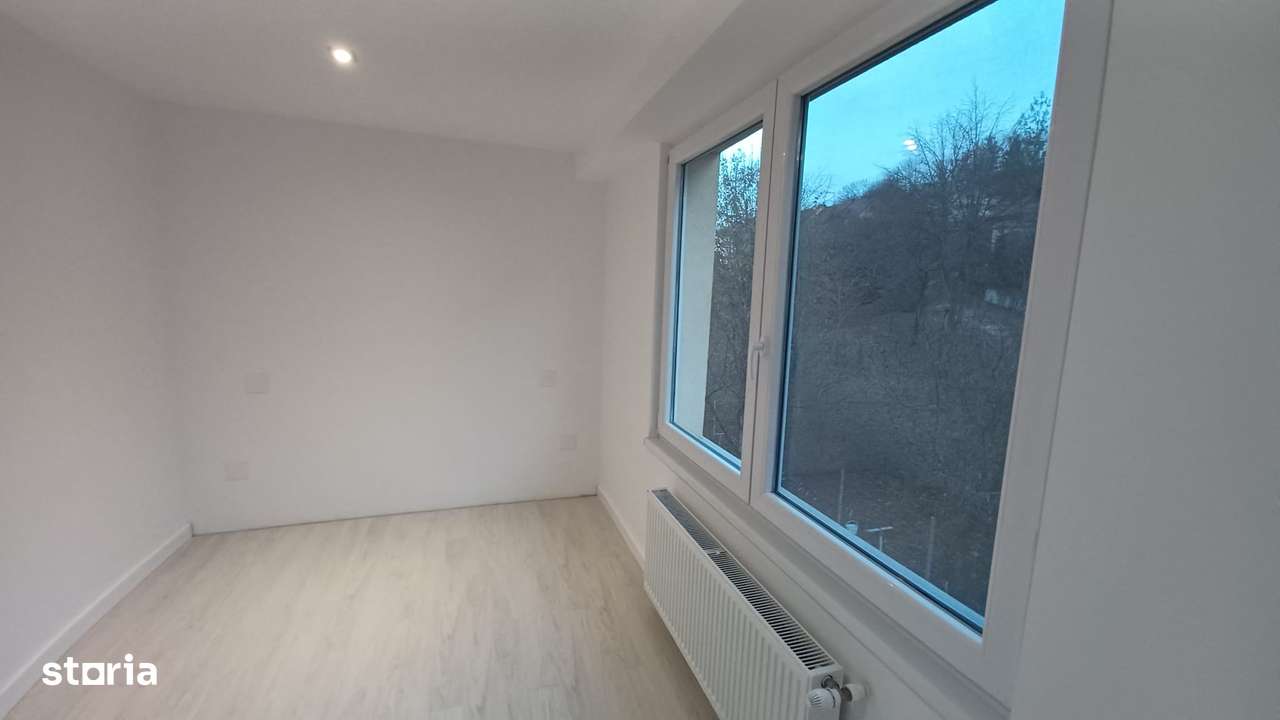 Apartament 2 camere ultracentral, bloc tip vila, etaj 2/2, renovat.-9