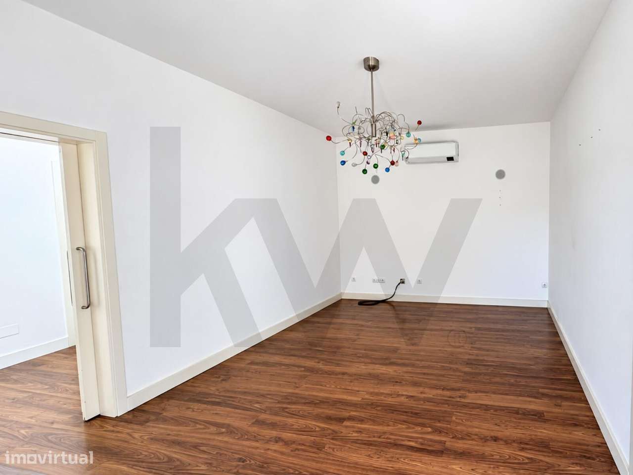 Moradia T4 com piscina e amplo jardim na Verdizela | Garagem para 4 vi-9