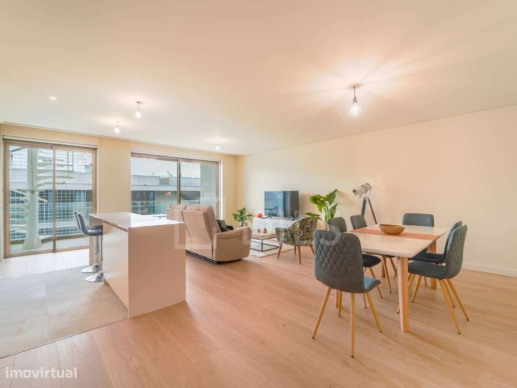 Apartamento T2 mobilado, com rooftop e vista mar, em Canidelo - Grande imagem: 2/31