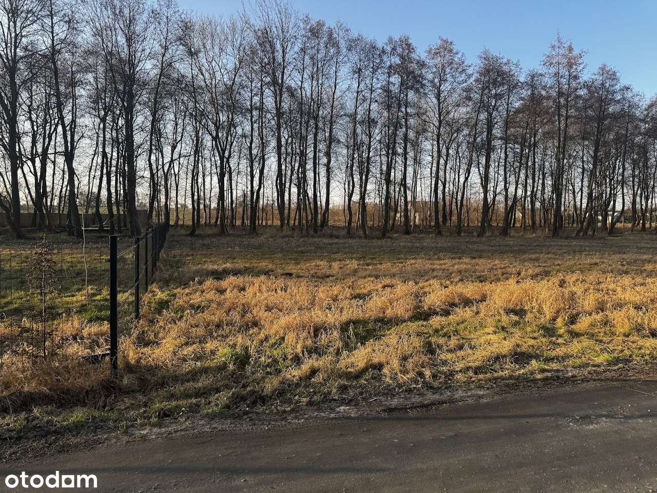 blisko jezioro i plaża zagospodarowana-17