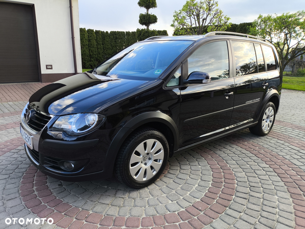 Volkswagen Touran 1.4 TSI Cross - 1