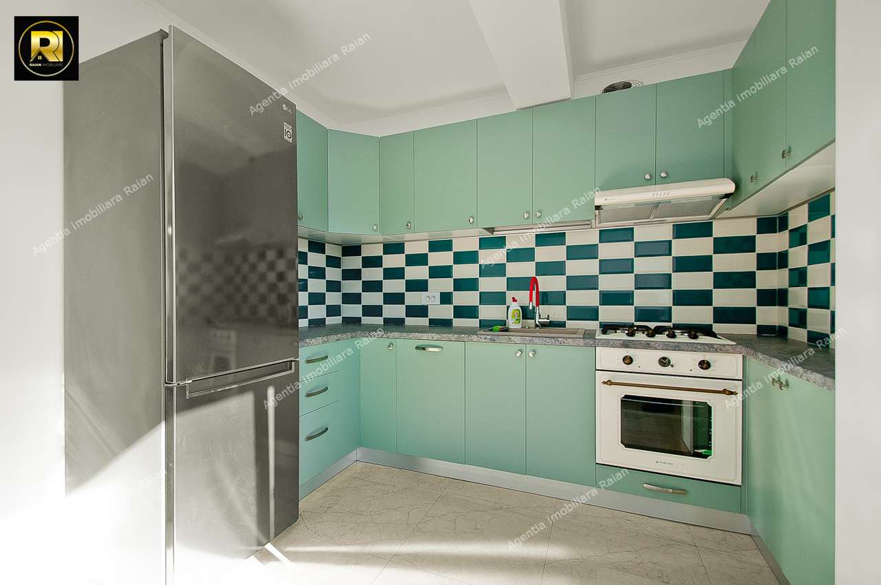 Vanzare apt modern cu 2 camere,terasa 40mp,in Galati,Micro 17,bloc nou - Imagine principală: 5/8