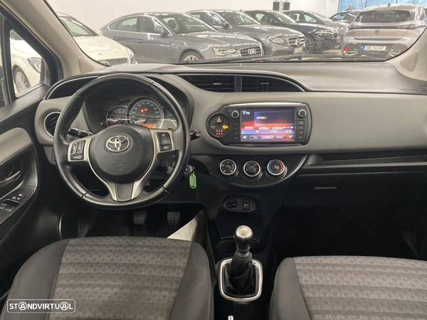Toyota Yaris 1.4 D-4D Comfort - 11