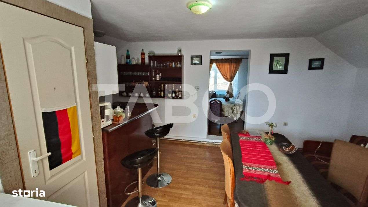 Casa cu curte si gradina de vanzare in Sebes judetul Alba - Imagine principală: 4/11