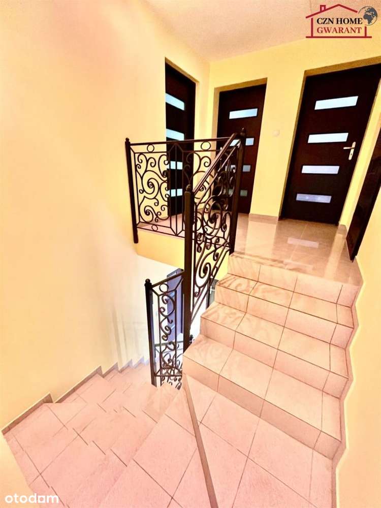 Piękny dom w uroczym zakątku Mrozów.-14