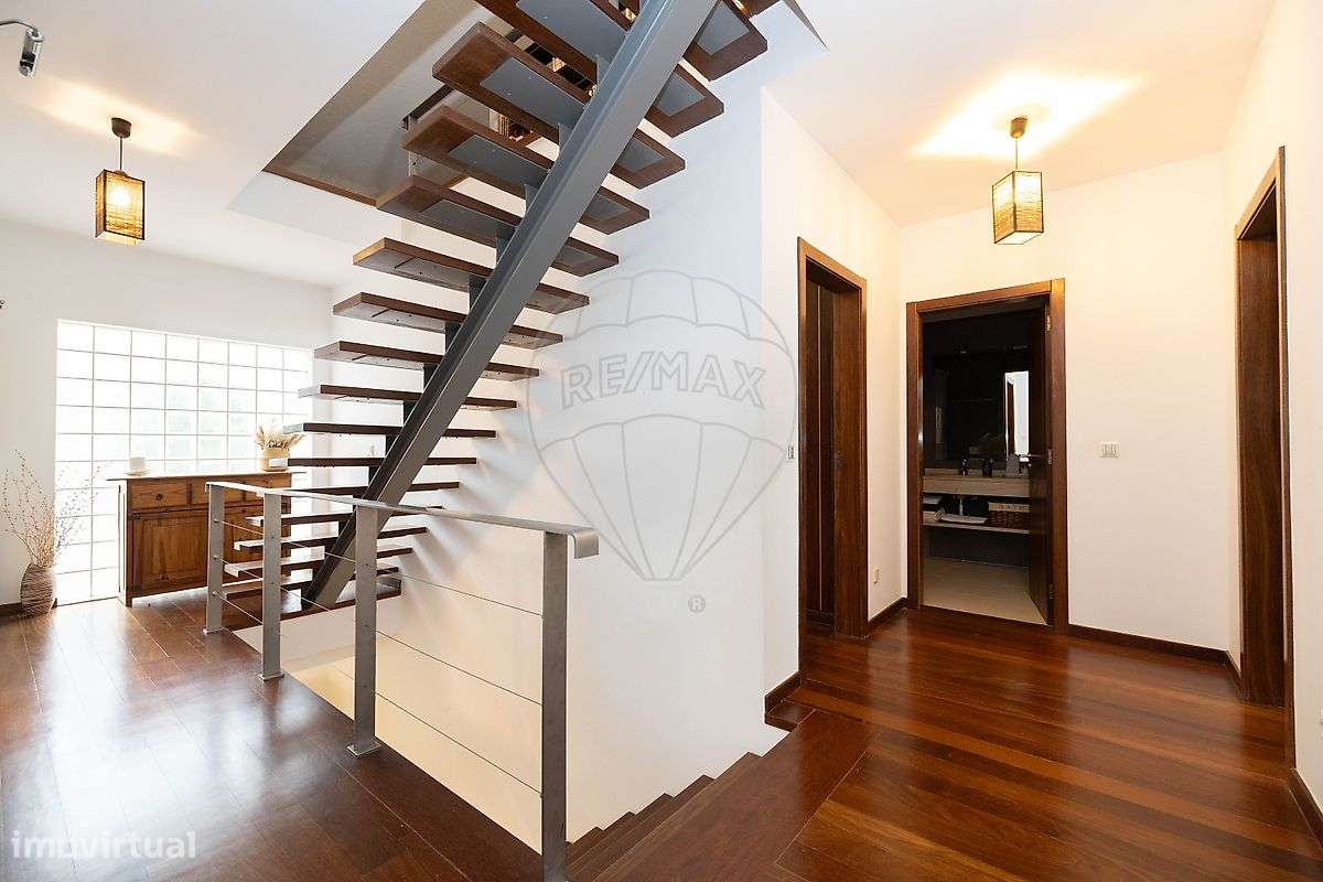 Moradia T5 para venda-9