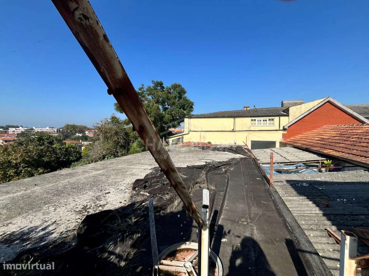 Moradia T4 para remodelar em Francelos, Vila Nova de Gaia-13