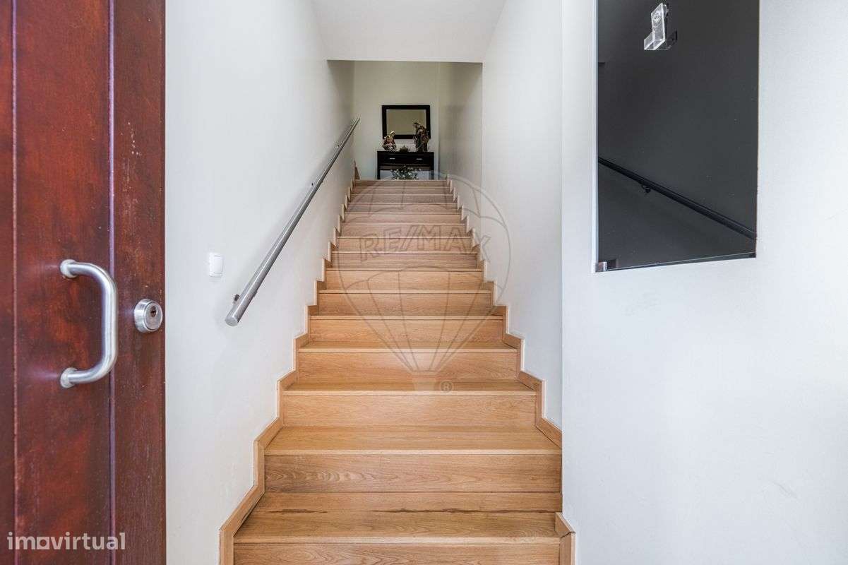 Moradia T7 para venda - Grande imagem: 3/33