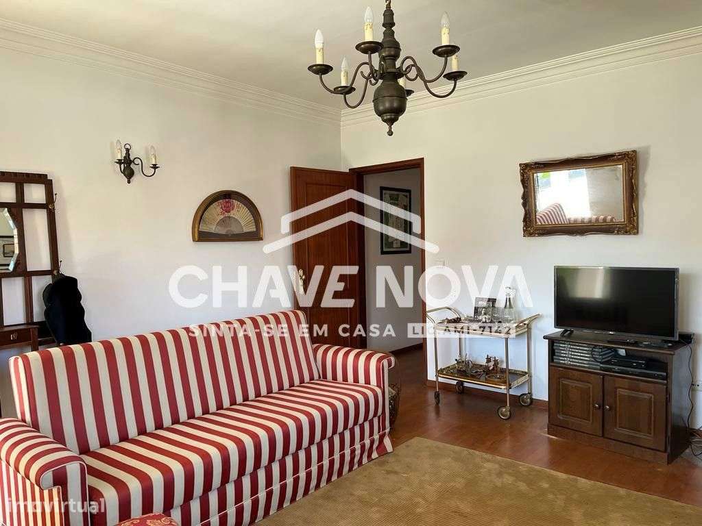 Moradia individual 3 Quartos, para Venda por 258.000 € em Oliveira do-23
