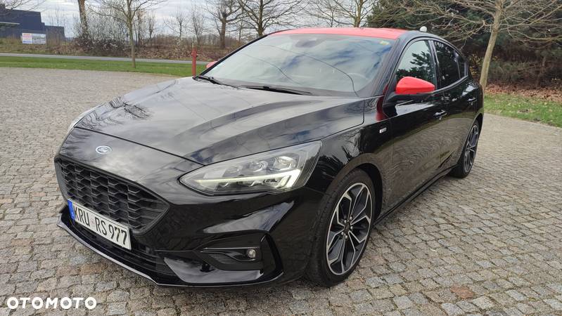 Ford Focus 1.5 TDCi ST-Line Black ASS - 1