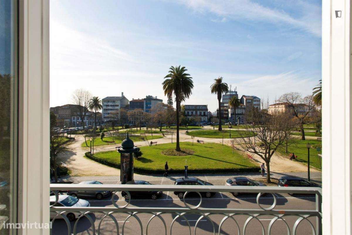 Estúdio - localizado em Cedofeita Porto - Grande imagem: 3/8