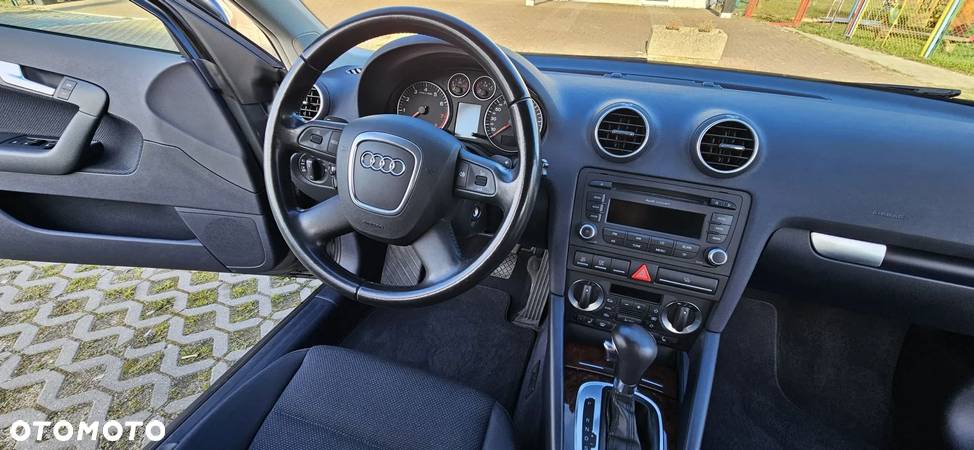 Audi A3 1.8 TFSI Sportback S tronic Attraction - 18