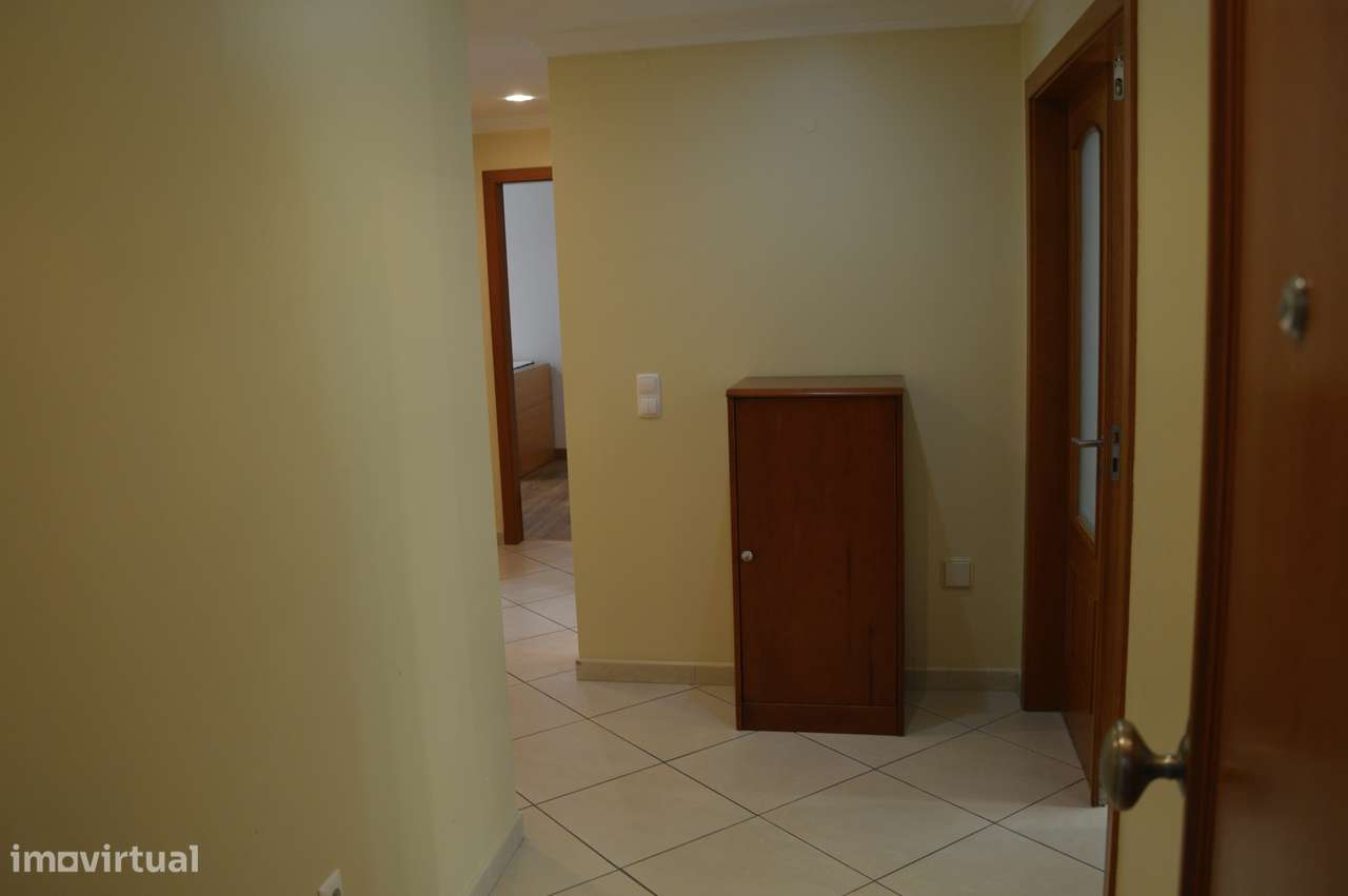 Fantástico T1, com terraço, na Baixa da Banheira - Grande imagem: 4/15