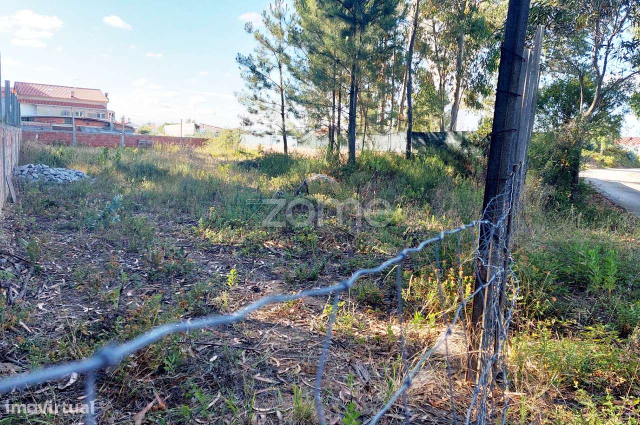 Terreno urbano todo murado para construção em Cruz da Légua - Grande imagem: 5/19