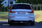 Volvo XC 60 B5 D AWD Inscription - 38