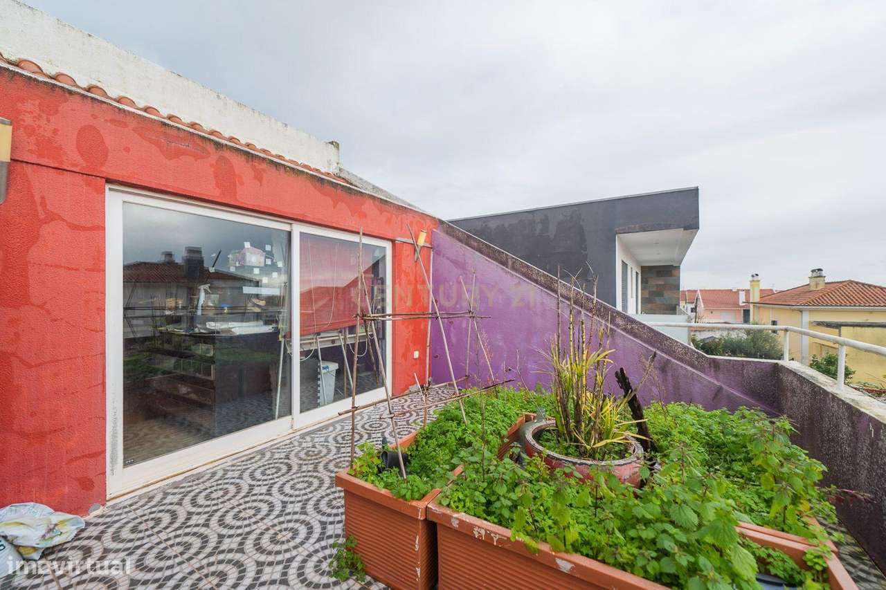 Moradia T3 em São Domingos de Rana-32