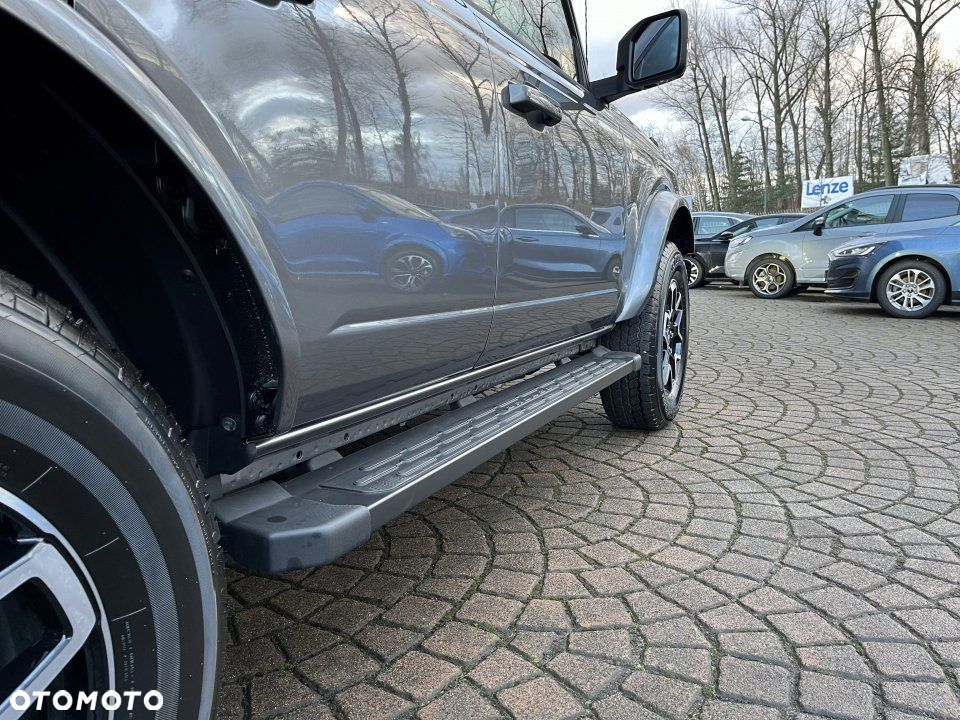 Ford Bronco - 15