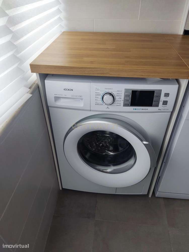 Apartamento T2 em Barreiro com Vista e Varandas - Grande imagem: 4/13