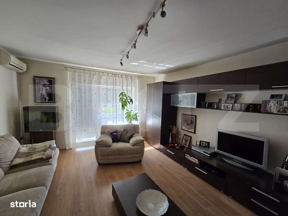 Apartament de vanzare, cu 2 camere, 58 mp, zona M17 - Imagine principală: 1/5