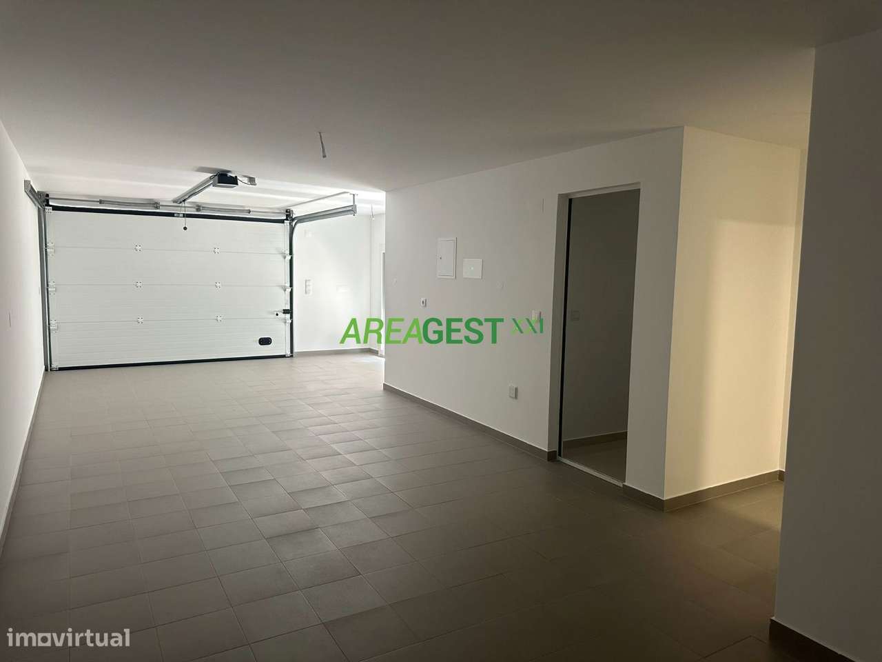 Moradia V4+1 no Casal Novo, Caneças-18