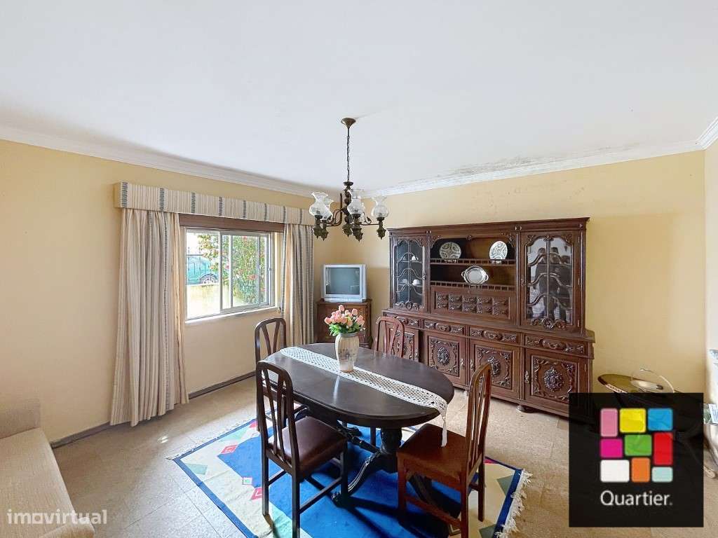 Moradia com 6 divisões-9