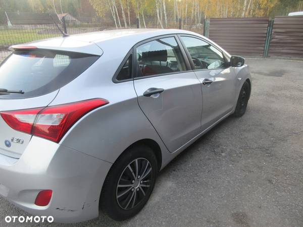 BŁOTNIK PRÓG PRAWY TYŁ HYUNDAI I30 II 11-13 RAH HB - 1