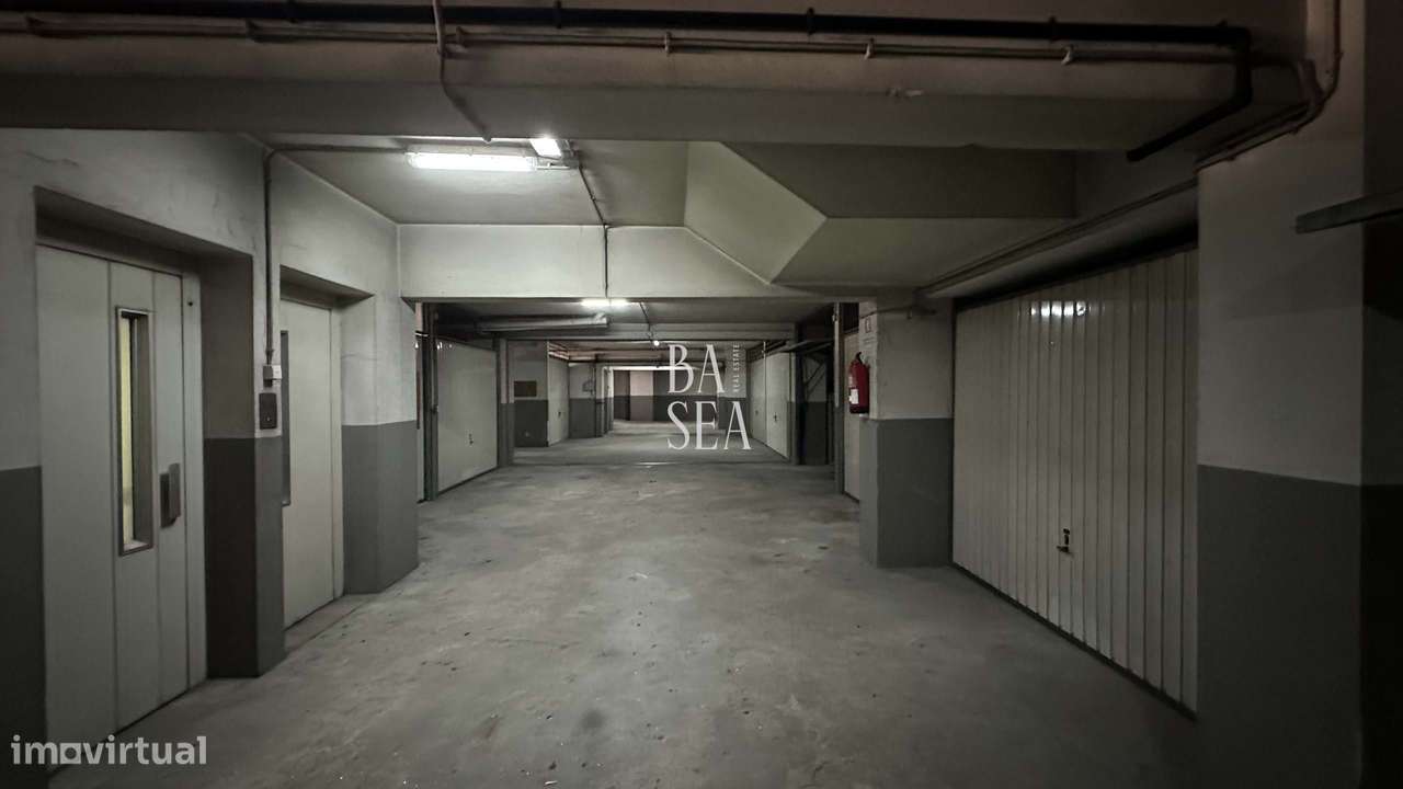 Apartamento T3 totalmente remodelado em Lamaçães Braga-23